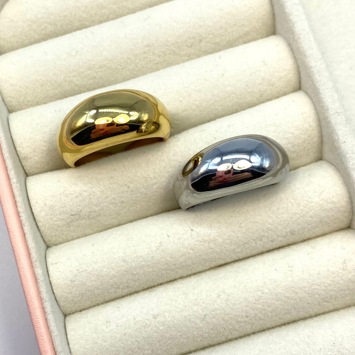 Anello conchiglia liscia regolabile - Iride shop - accessori donna