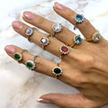 Anello Kate regolabile nei colori oro e argento con scelta della pietra di colore: Verde, Viola, Bianco, Nero, Fucsia, Turchese, Rosa, Blu  - Iride Shop Bijoux e Accessori