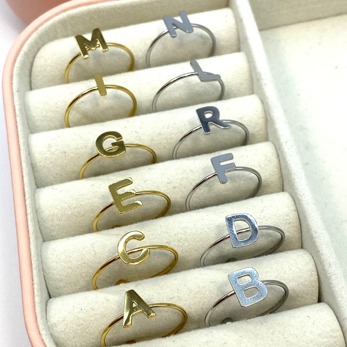 Anello simply con iniziale - Iride shop - accessori donna