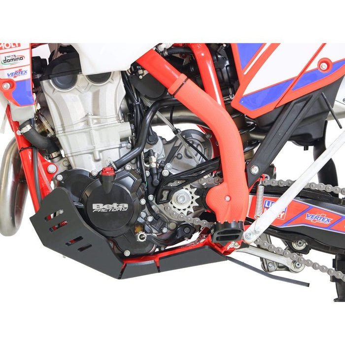 AXP Racing Beta 4-stroke RR|Race Edition (24-) Xtrem Skid Plate with Linkage Guard Black