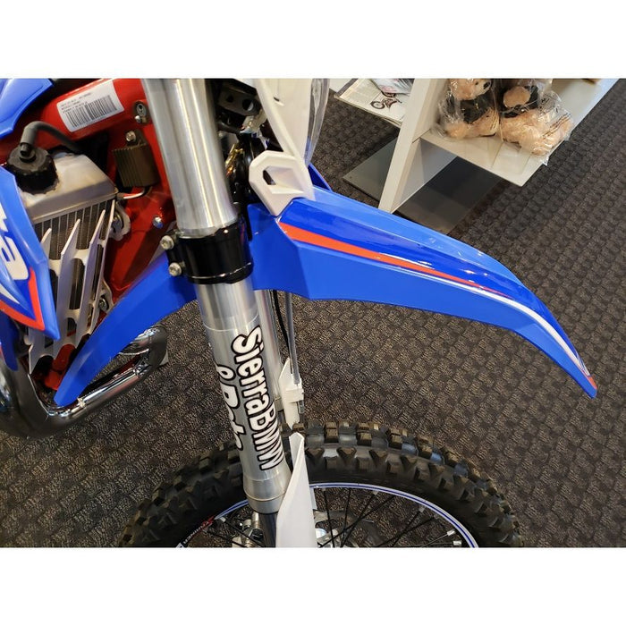 Beta (20-) Front Fender Blue