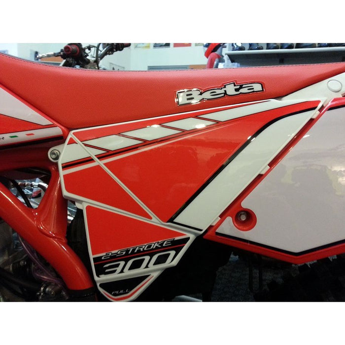 Beta Airbox Cover Set White (Early)