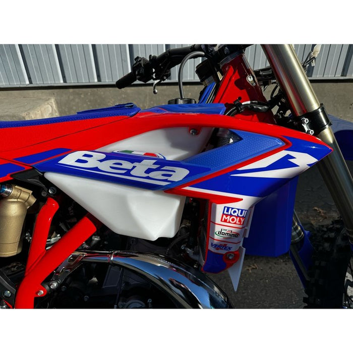 Beta RR|RS (24) Radiator Shroud Set Red/Blue
