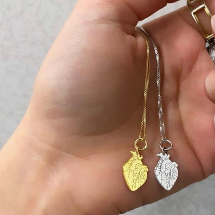 Collana cuore anatomico in argento 925 - Iride Shop - Accessori da Donna