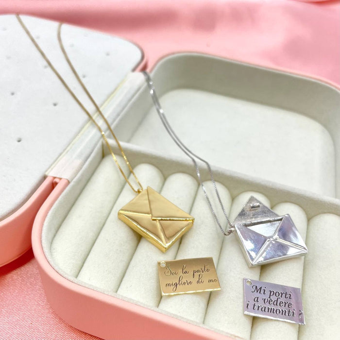 Collana letterina "TI DEDICO" personalizzata by irideshop in argento 925 - Iride Shop - Accessori da Donna