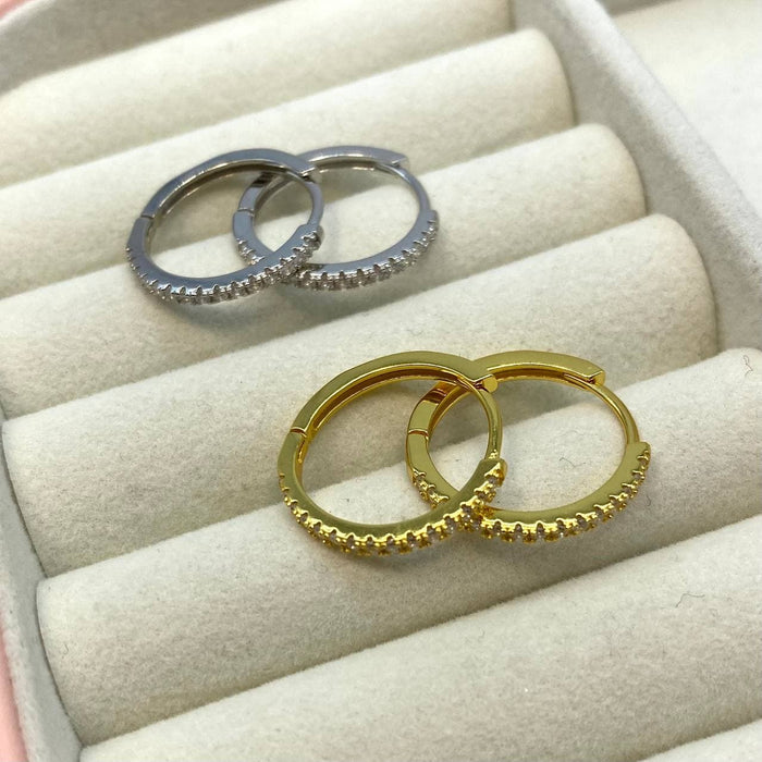 Orecchini cerchietti slim in argento 925 con strass - Iride shop - accessori donna